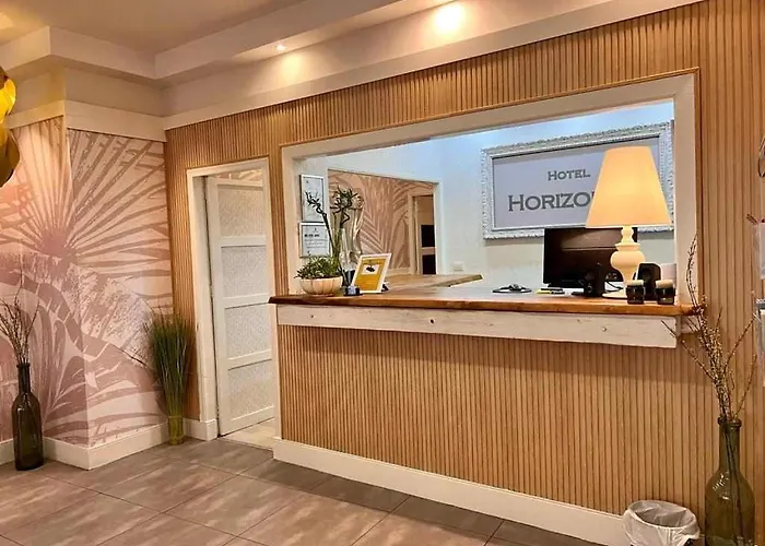 מלון Horizonte *