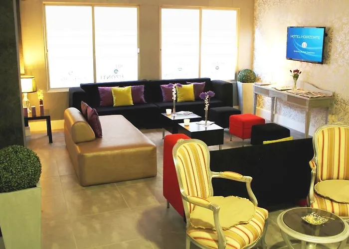 מלון Horizonte *
